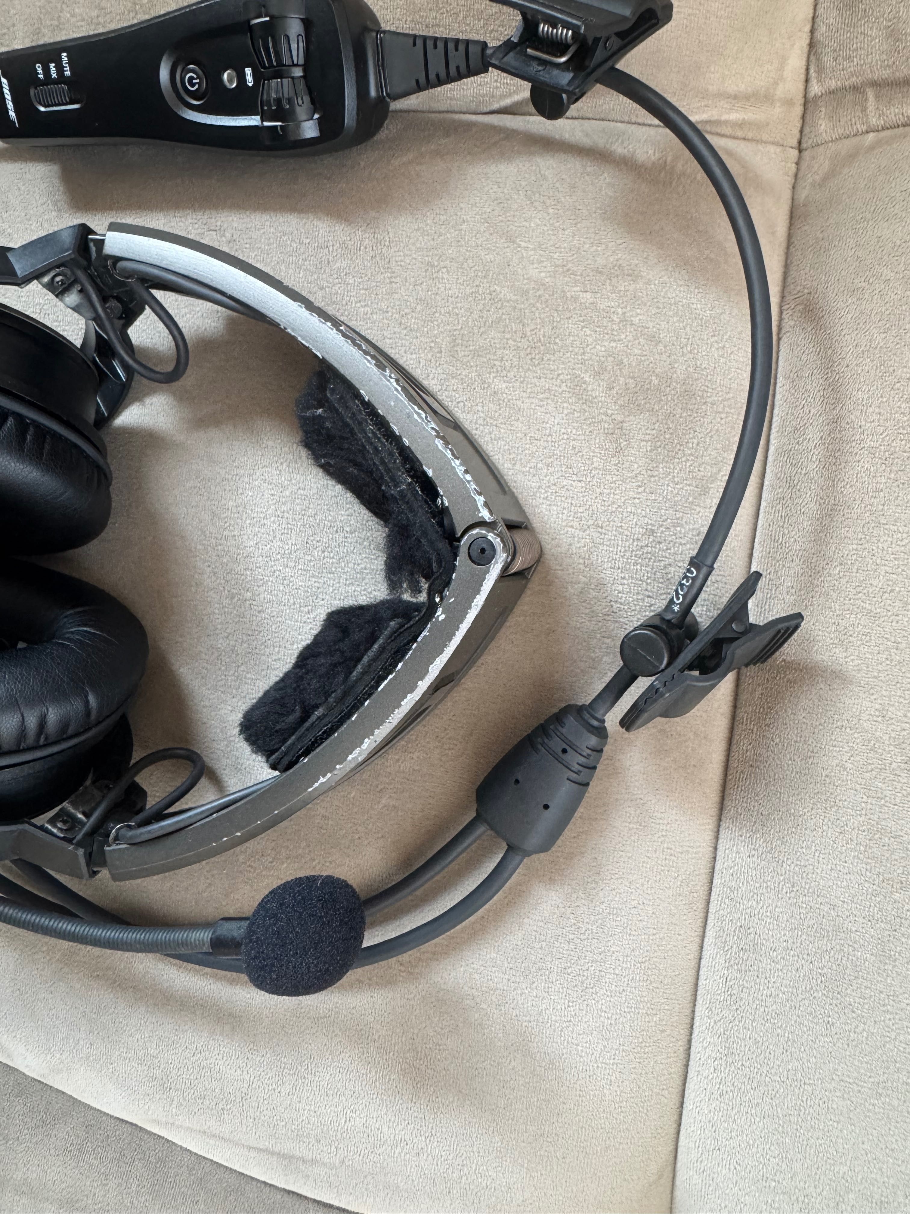 Bose A20 dual plug