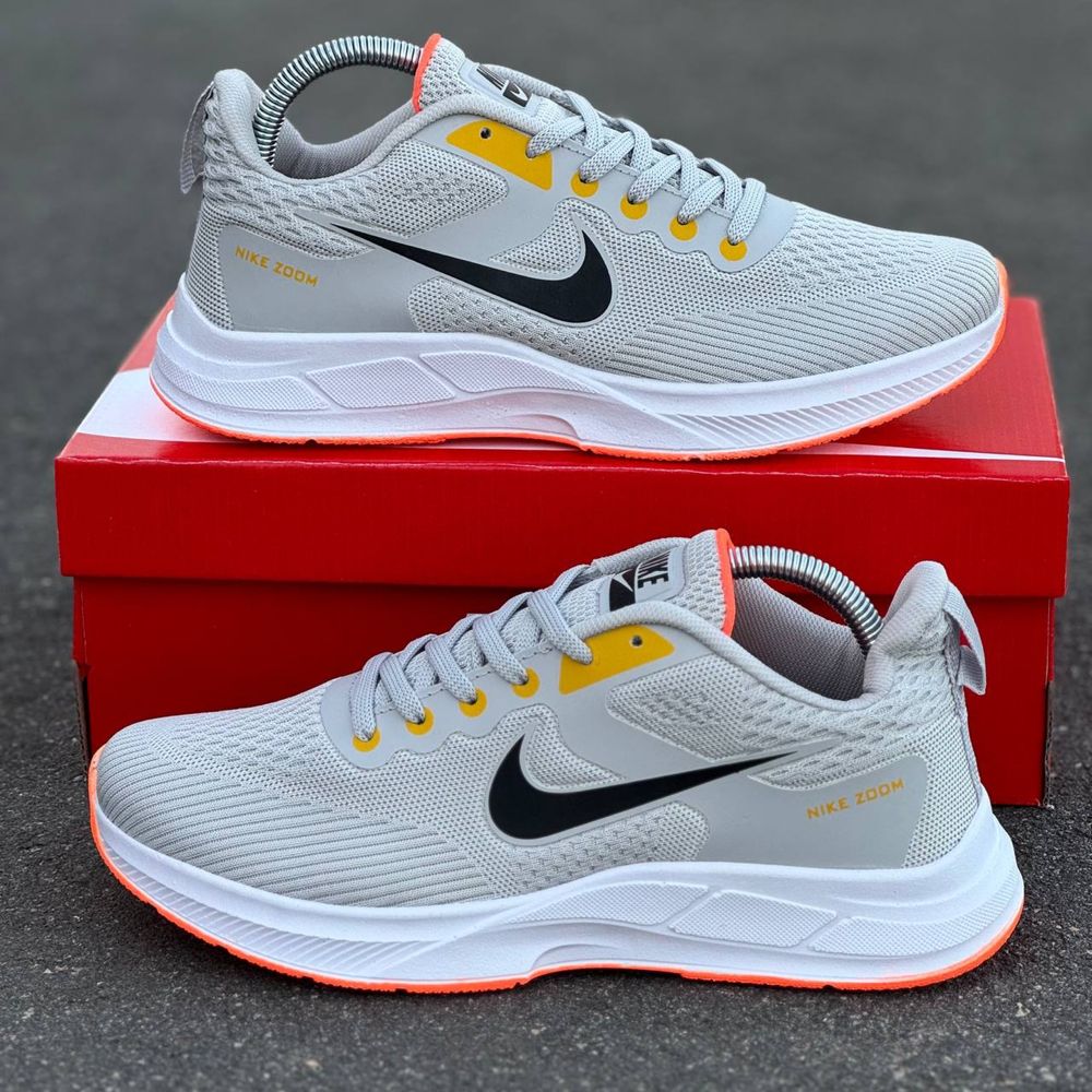 Чоловічі Кросівки Найк світло-сірі з білим NIKE grey white 40-44 рм.