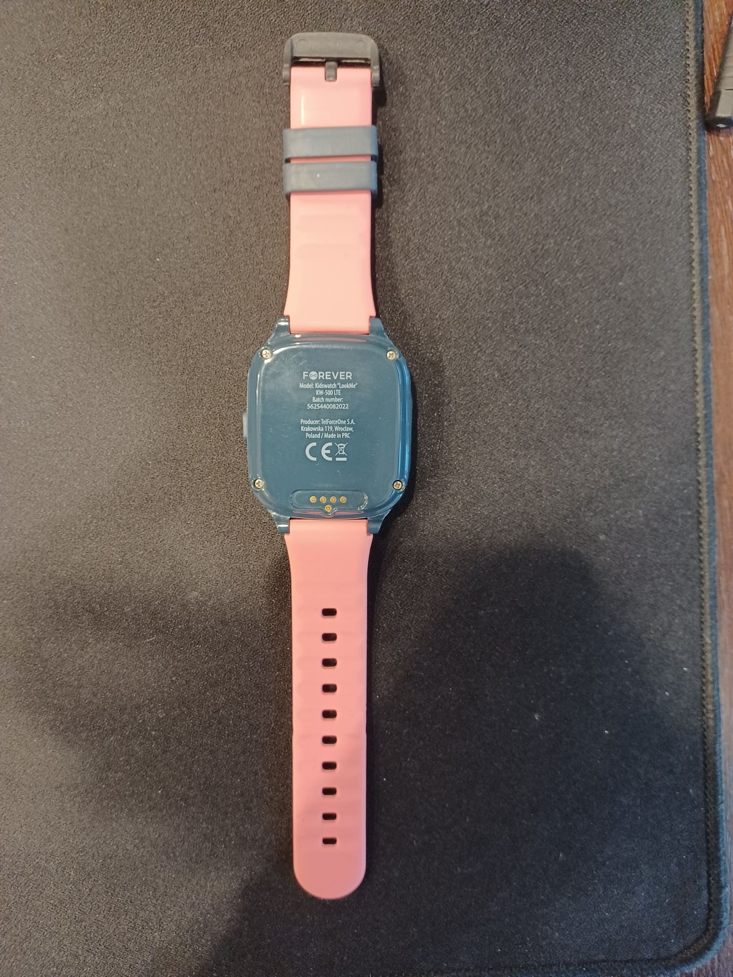 Smartwatch na gwarancji. Pełny zestaw.