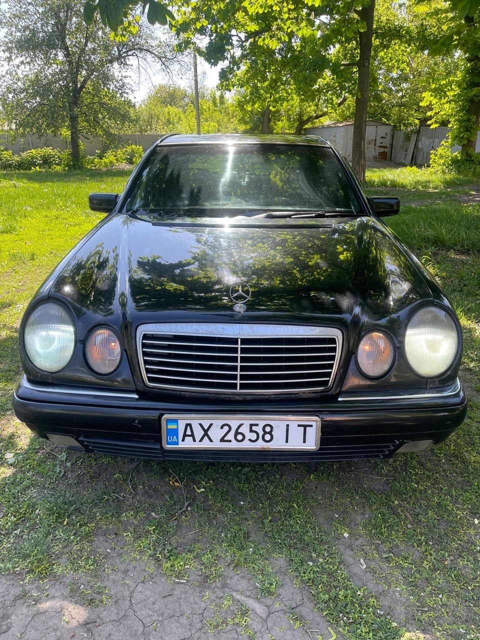 Продам Mercedes Benz E-320