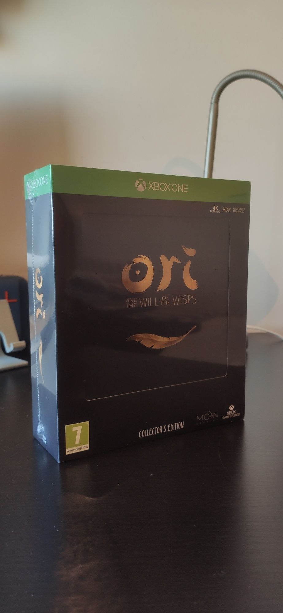 Ori and the will of the wisps Collector's edition - Xbox one 

Jo