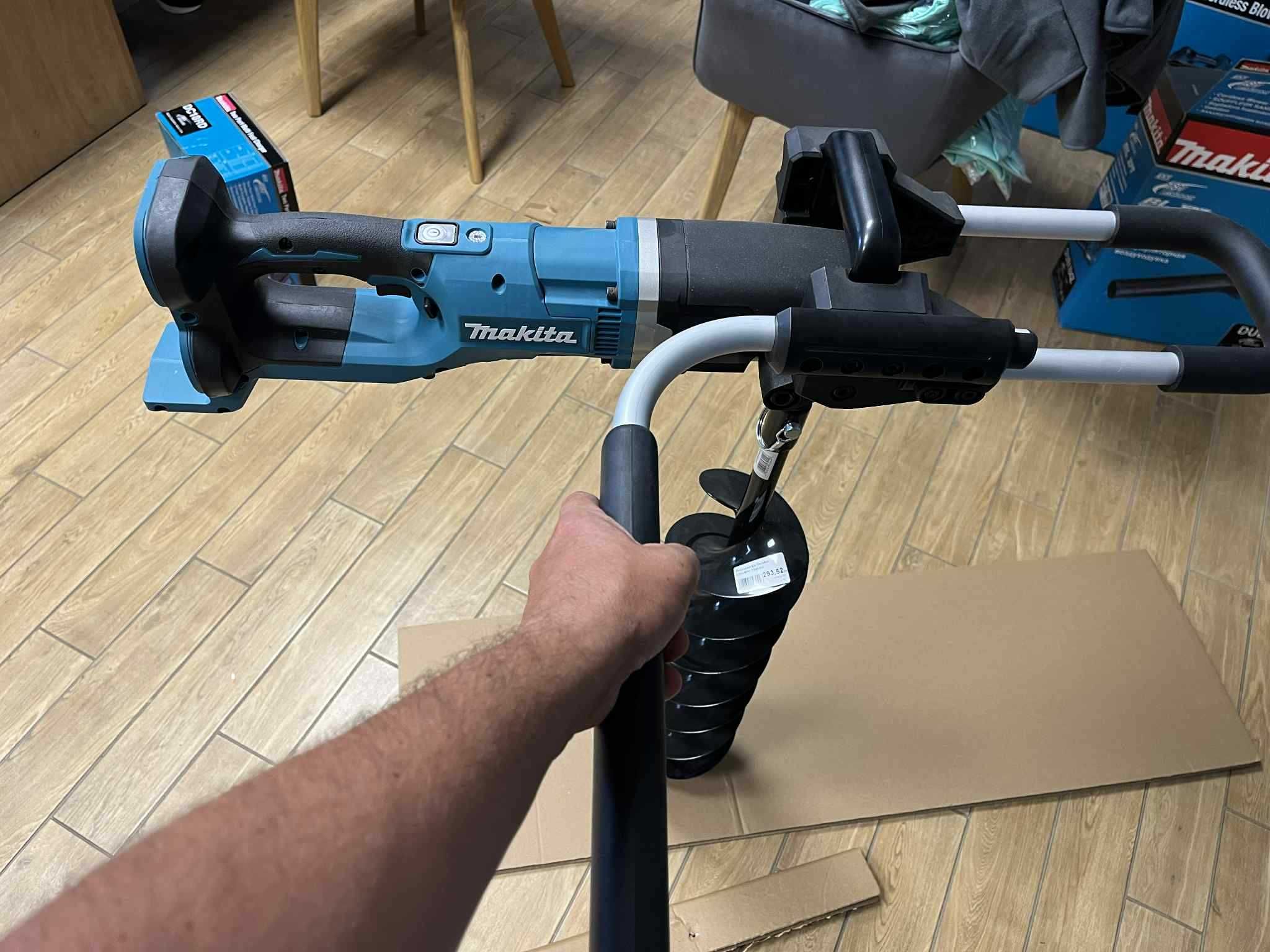 Akumulatorowa wiertnica Makita DDG460ZX7 plus świder 1500 oraz 2000