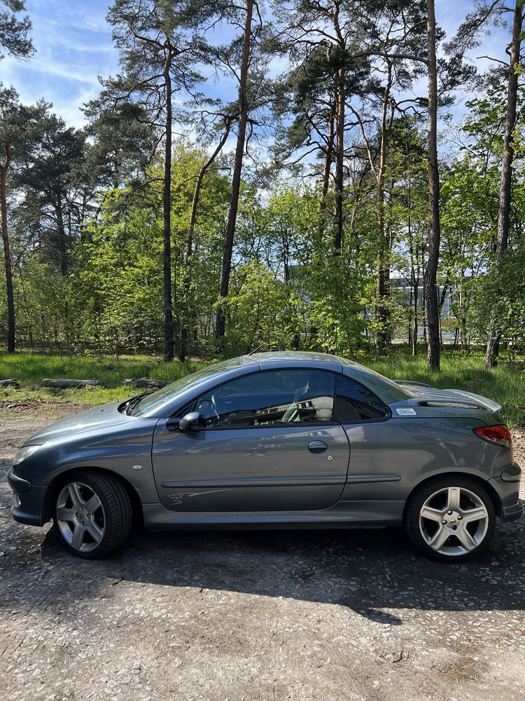 Peugeot 206CC RC Line