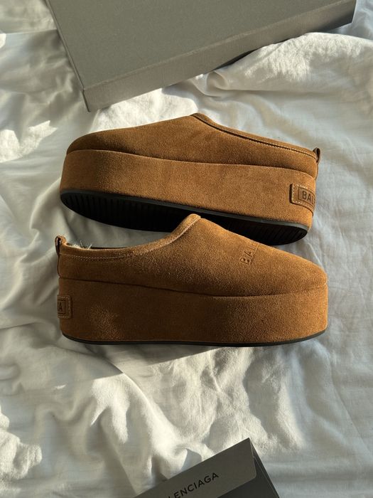 Balenciaga Alaska Mule