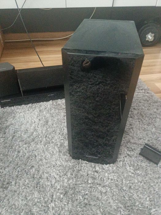 Sprzedam zestaw kina domowego Samsung HT-F5500