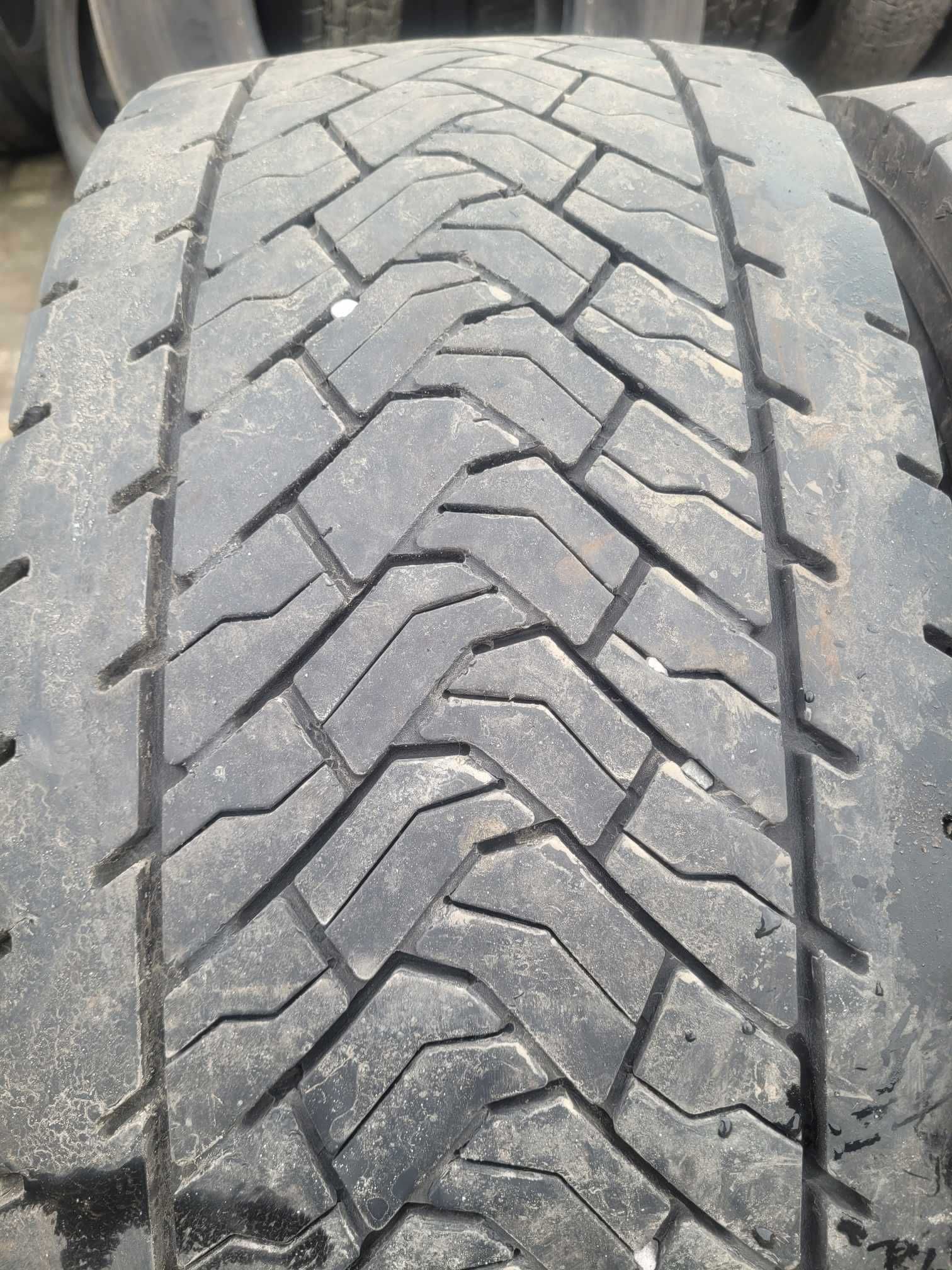 Opony ciężarowe 315/60 r 22,5 GOOD YEAR KMAX D 4 szt.