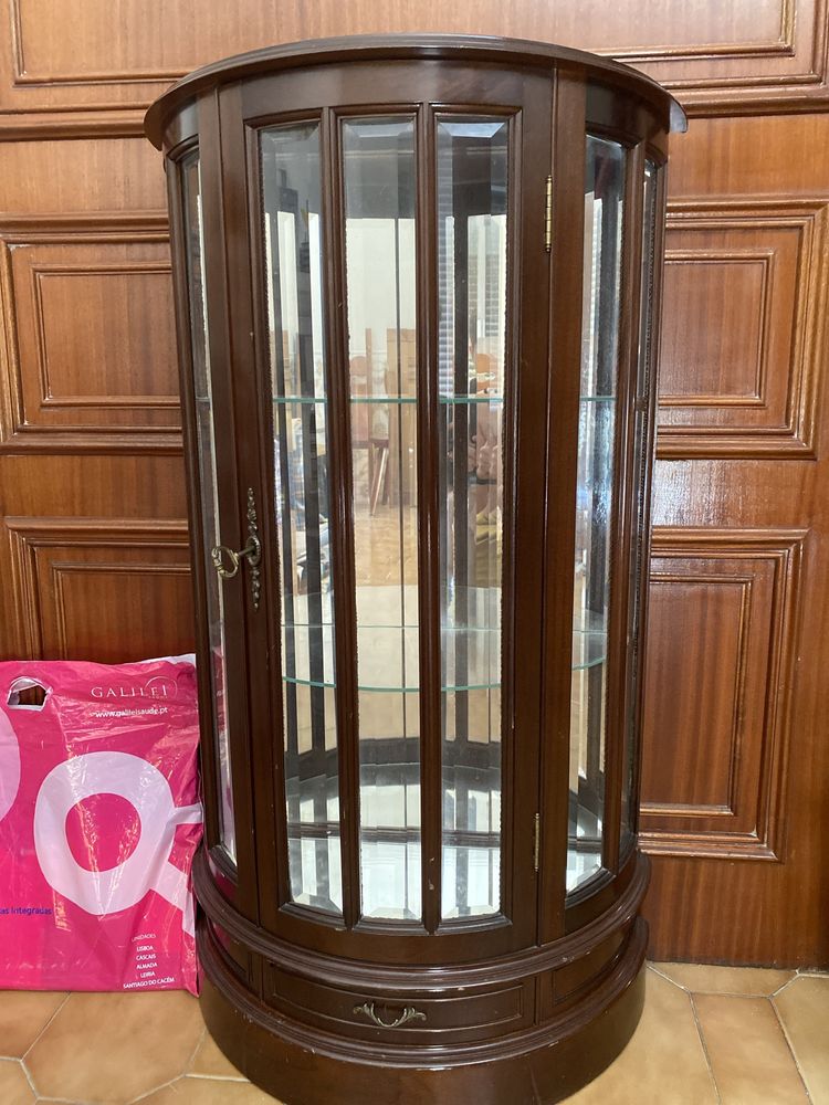 Vitrine Antiga Arredondada