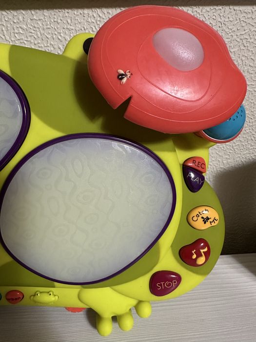 Музична іграшка барабан - КВАКВАФОН Battat