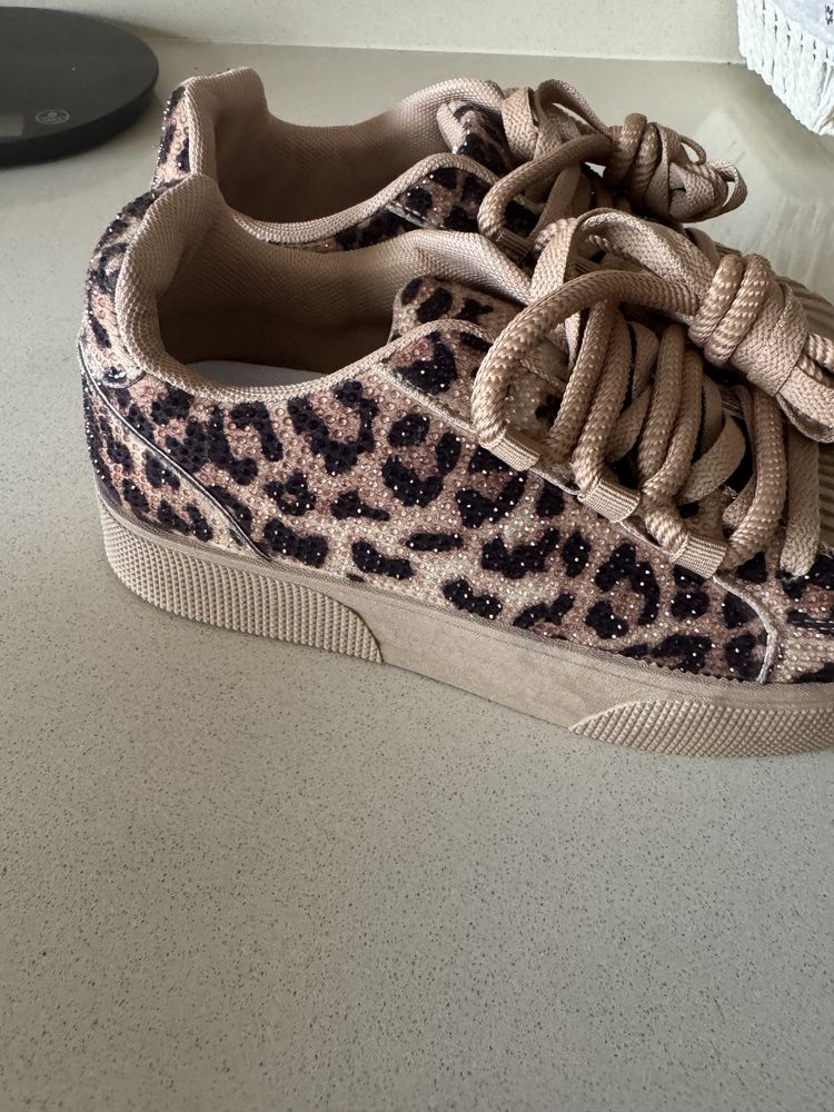Tenis Tigreza 38 novos