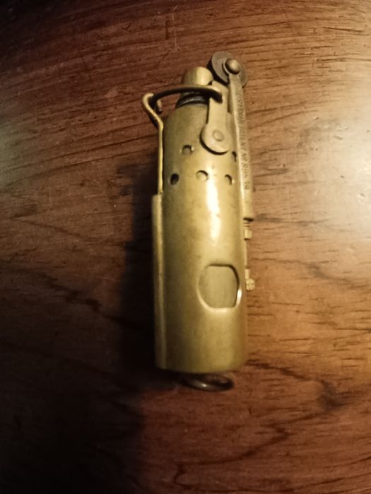 Isqueiro militar Ifá Patent