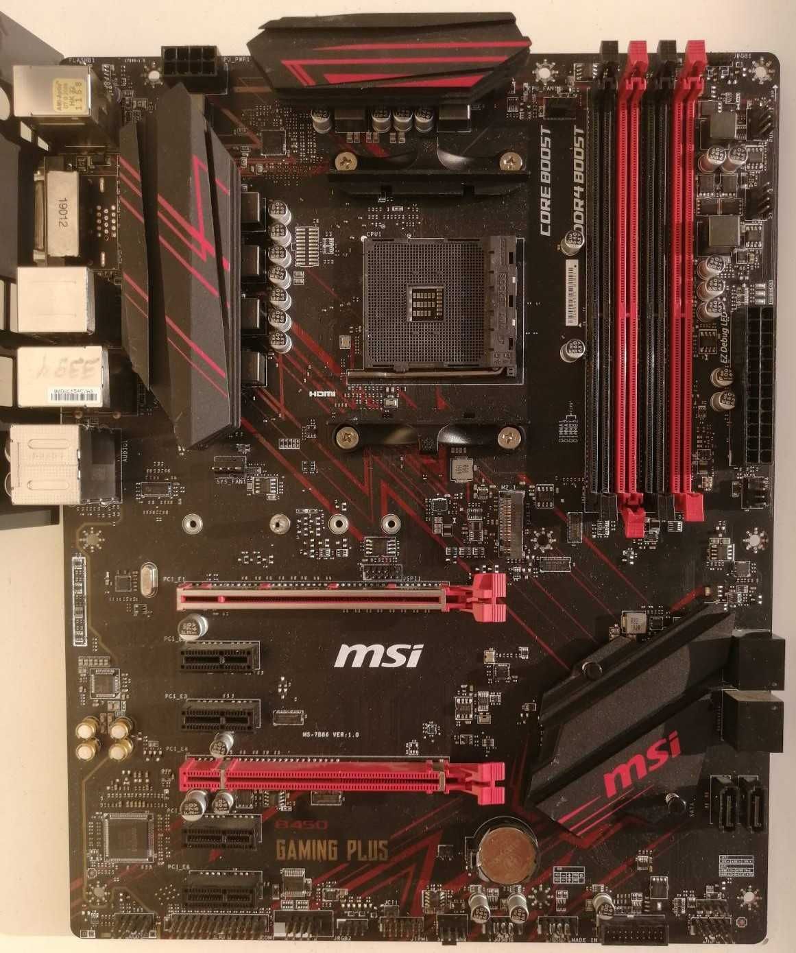 Продам материнскую плату B450 Gaming Plus, Socket AM4, DDR4.