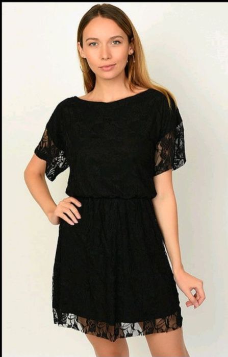 Сукня із мережива, з підкладкою. Вечірня