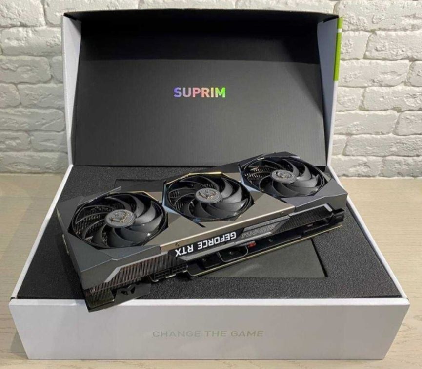 Відеокарта MSI RTX 3070 Suprim X 8Gb. Повна компліктація з коробкою