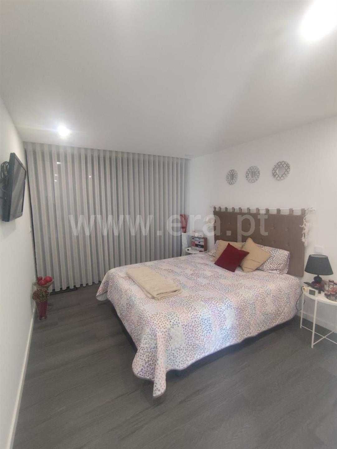 Moradia T4 de Luxo com Piscina