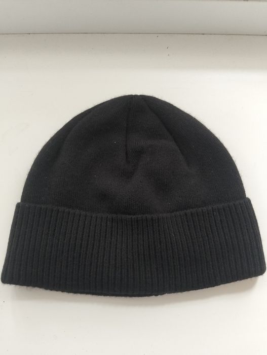 Шапка базова чорна, на флісі