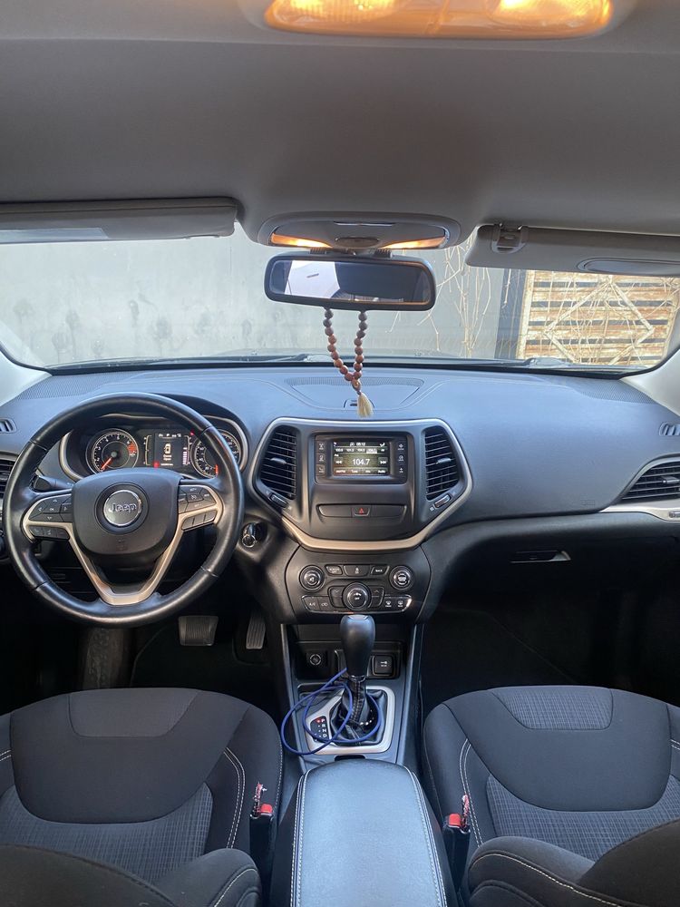 Jeep cherokee 2016