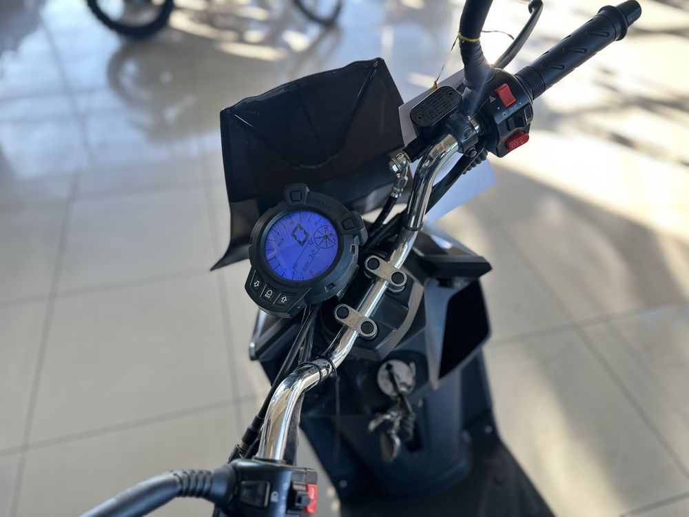 Скутер SPARK SP150S-19BN