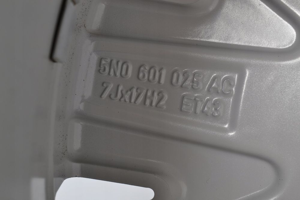 4X Felgi Oryginał Vw Golf Passat Tiguan Caddy Sharan Arteon Jetta