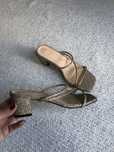 Sandalias douradas