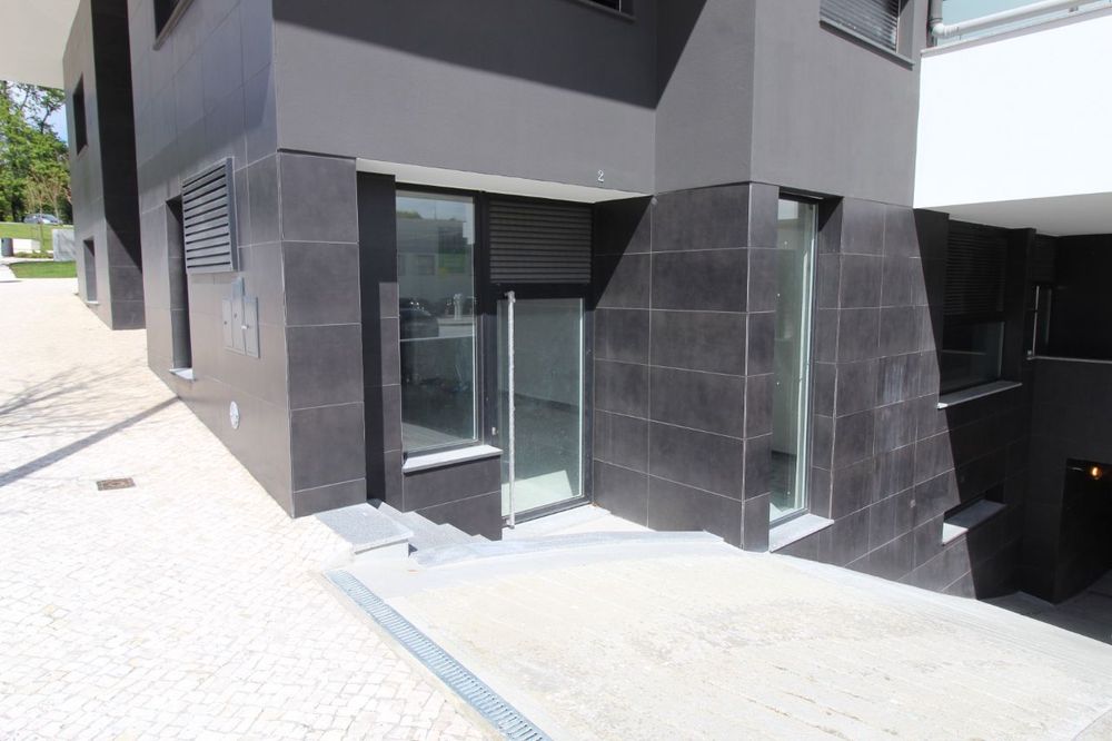 Nova Loja Junto ao Centro – Excelente Localização