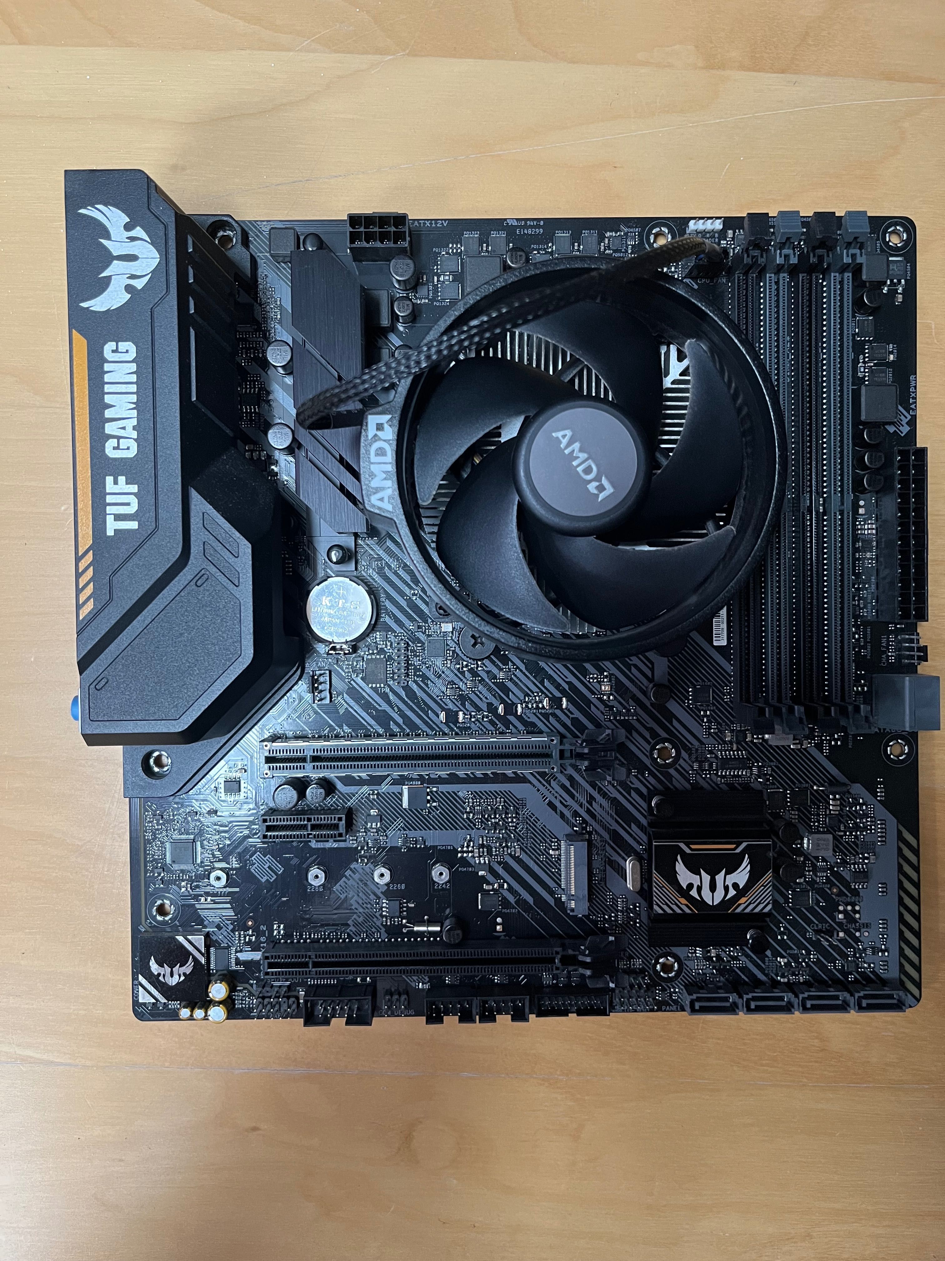 Asus Tuf gaming b450m plus ii 2 + Ryzen 5 3600 6 core procesor