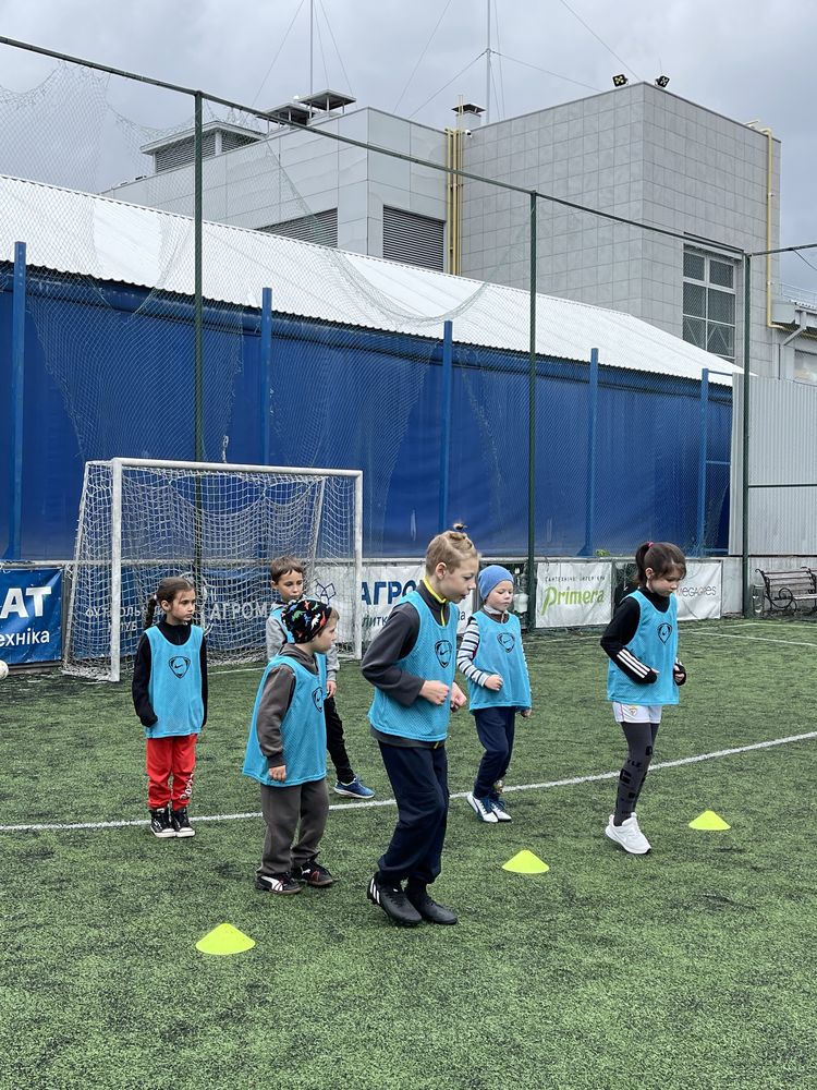 Тренування з футболу футбол для дітей школа академммістечко
