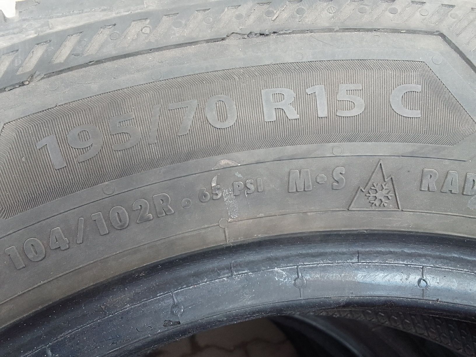 Opona wielosezonowa 195/70r15C BARUM 2021r