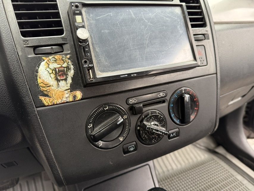 Продам Nissan Tiida  1.6i Automat 2008.