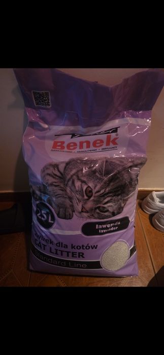 BENEK żwirek bentonitowy zapachowy zbrylający dla kota Lawenda 25L