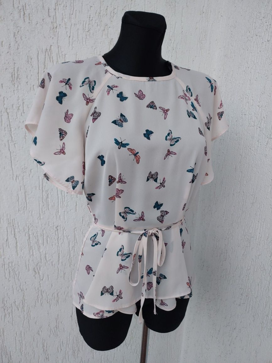 Bluzeczka w motyle roz M/L.