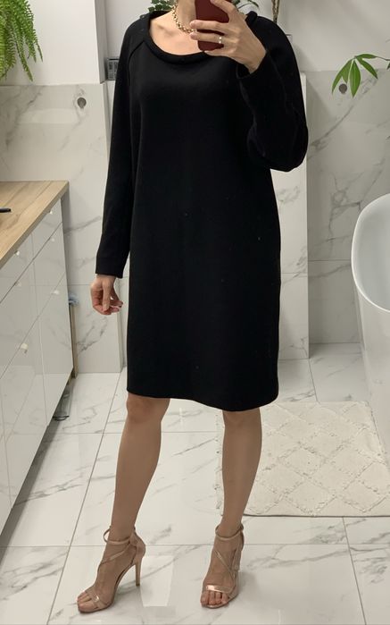 Sukienka czarna prosta klasyczna elegancka do pracy biura plus size 44