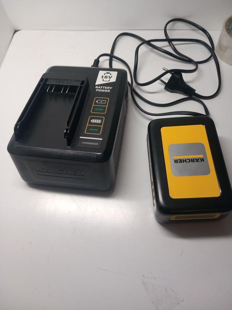 Ładowarka akumulator  karcher