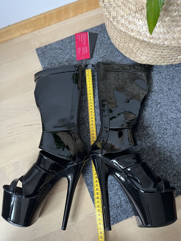 Kozaki rzemyki wet-look latex r. 35 czarne nowe
