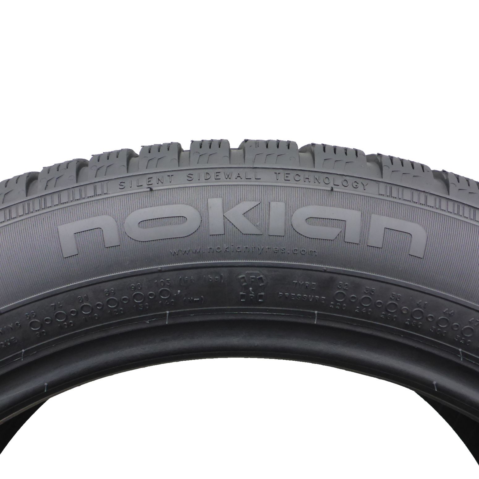 225/50/17 Nokian 225/50R17 94H WR A4 Run Flat Zima 2017 6,5mm