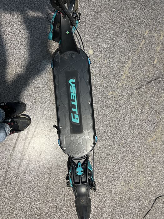 Hulajnoga elektryczna Vsett 9