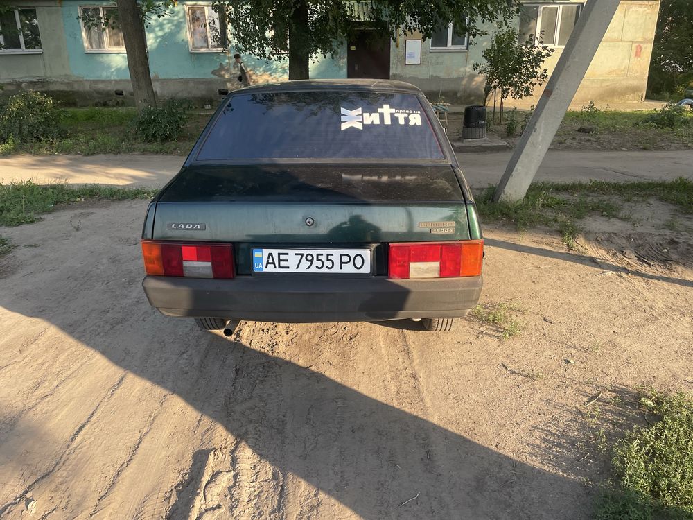 Продаеться авто , маленькое для семьи