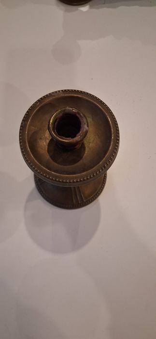 Świecznik mosiężny