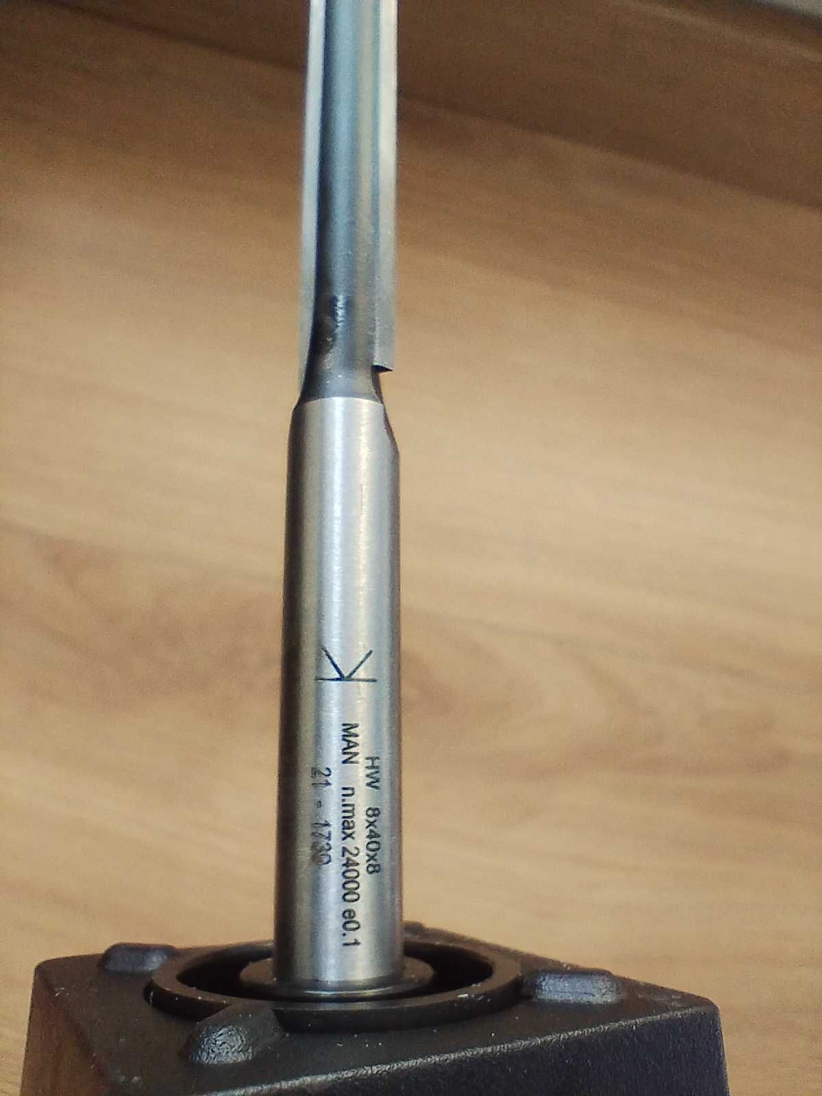 Frez prosty do drewna CMT 8mm NOWY 174.082.11 DŁUGI D8 S8 I40 L90