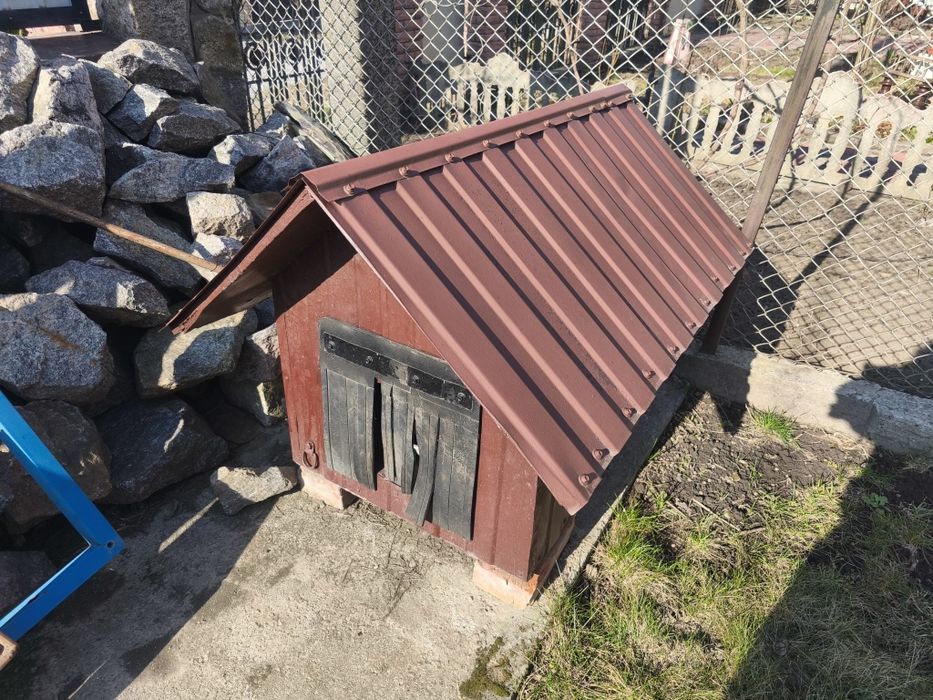 Будка для пса з цепком