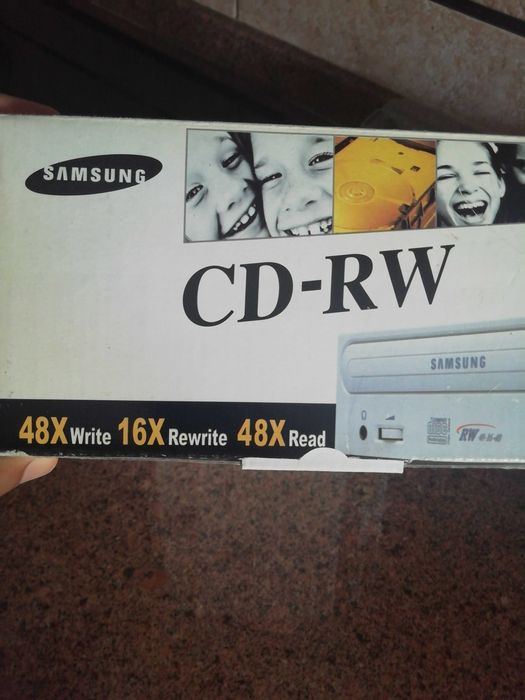 Samsung CD-RW SW-24864584399531139123