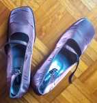 Sapatos clássicos quase de graça.
