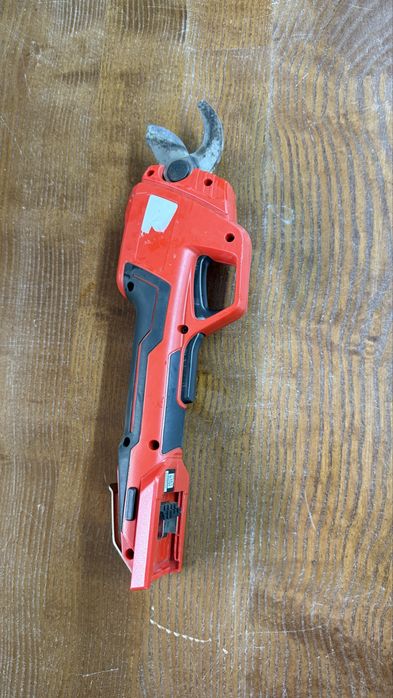 Секатор аккумуляторный Einhell GE-LS 18 Li-Solo