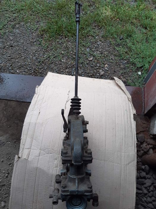 Кран главный тормозной 2-х секционный ЗИЛ-130. ОРИГИНАЛ. СССР