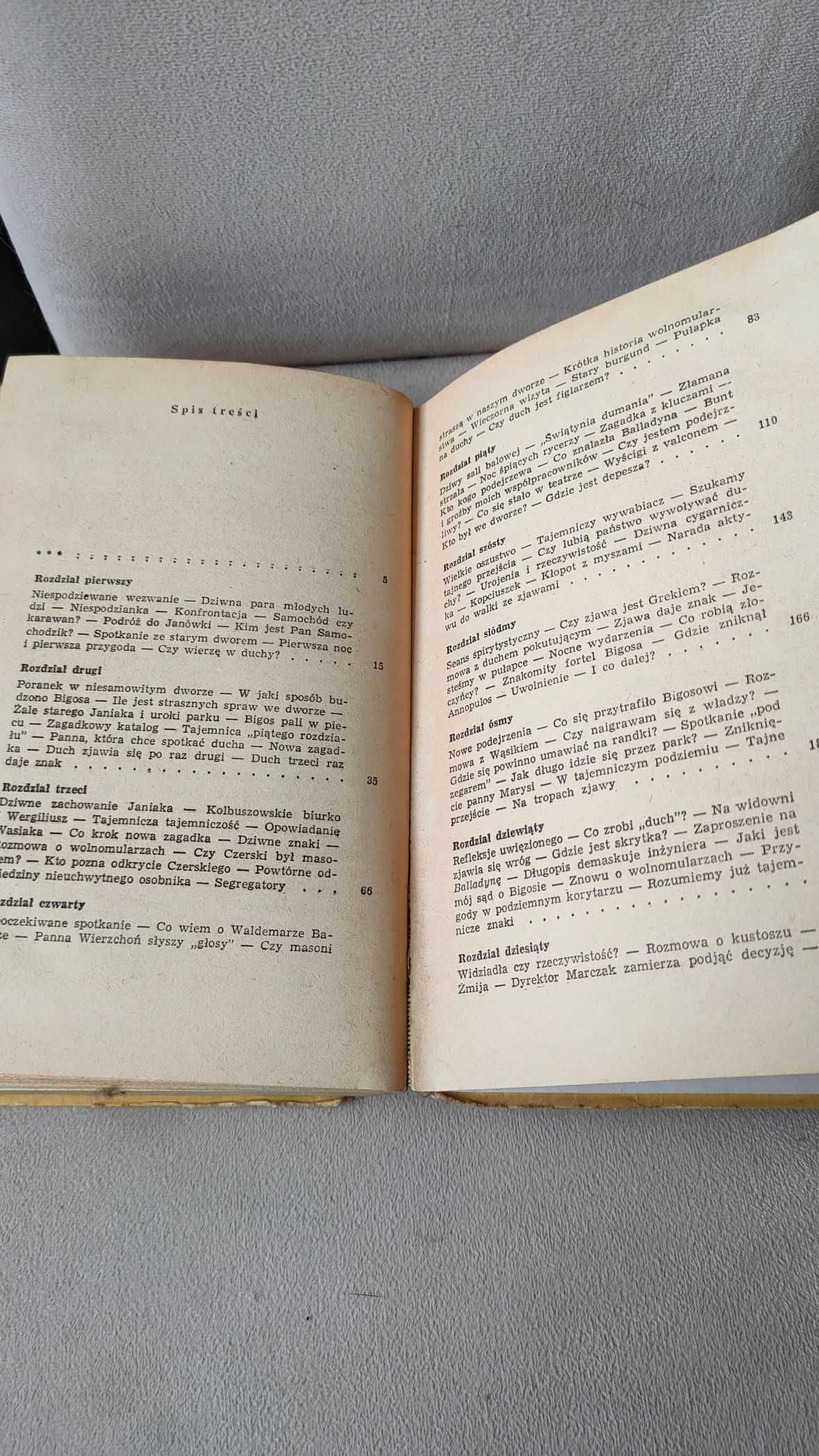 „Niesamowity dwór” Zbigniew Nienacki 1977 + GRATIS książka