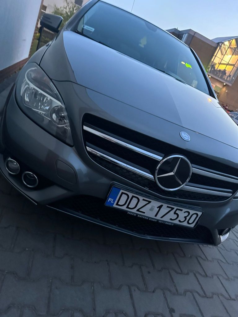Mercedes b klasa