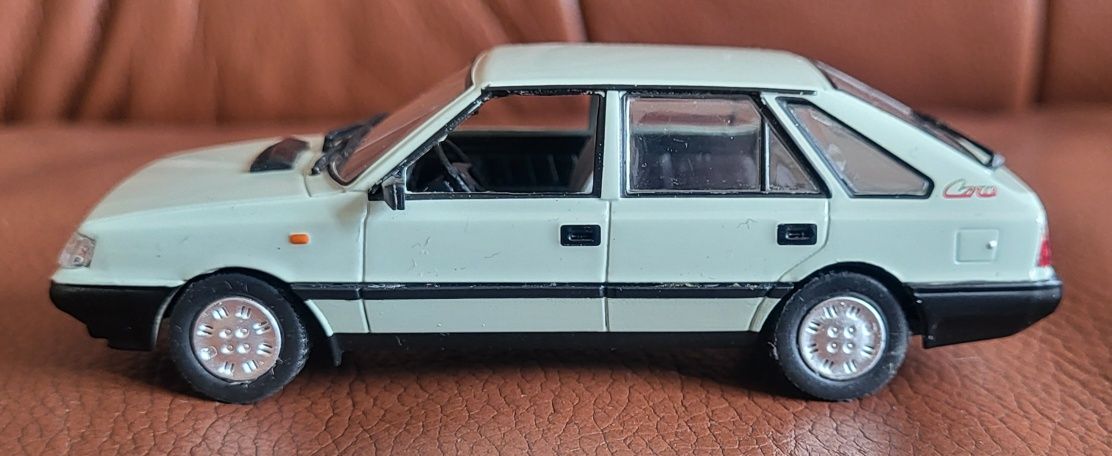 FSO Polonez Caro Legendy FSO nr.49 DeAgostini