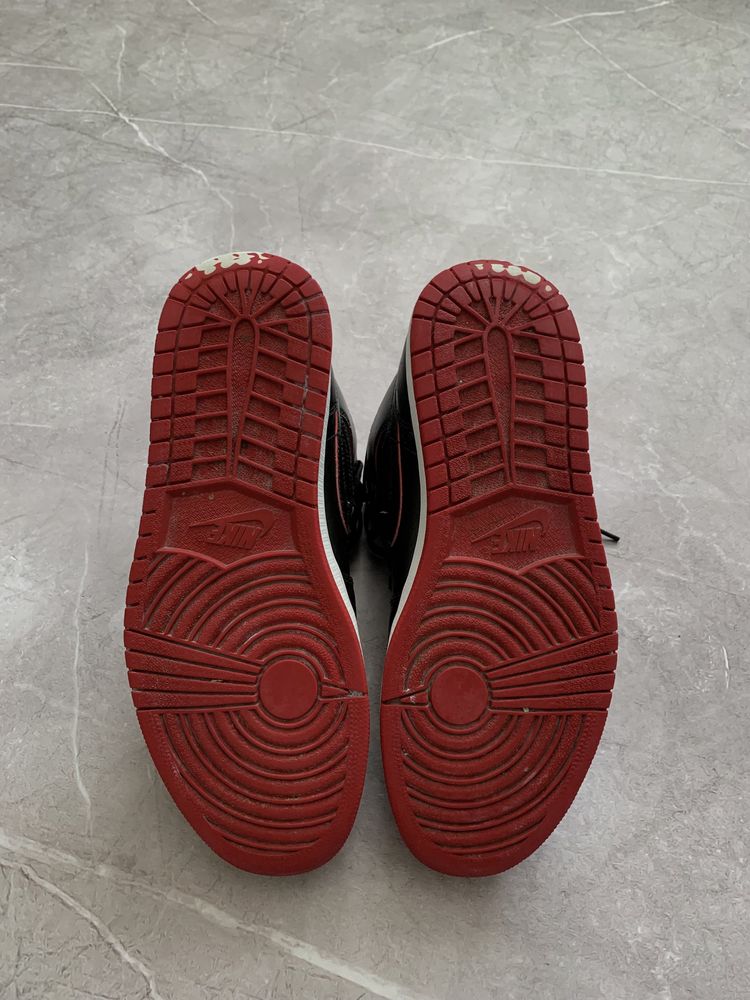 Мужские кроссовки Nike air jordan 1. 43. Оригинал.