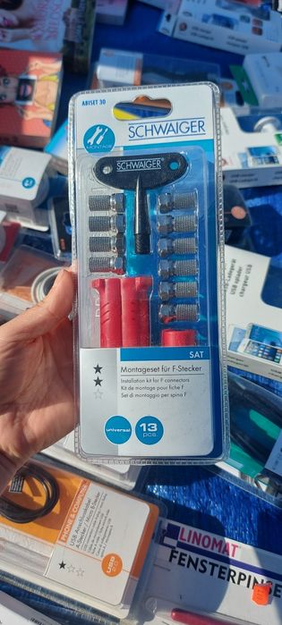 SCHWAIGER zestaw narzędzi montażowych do wtyku F.
Cena 40zł.
Możliwa w