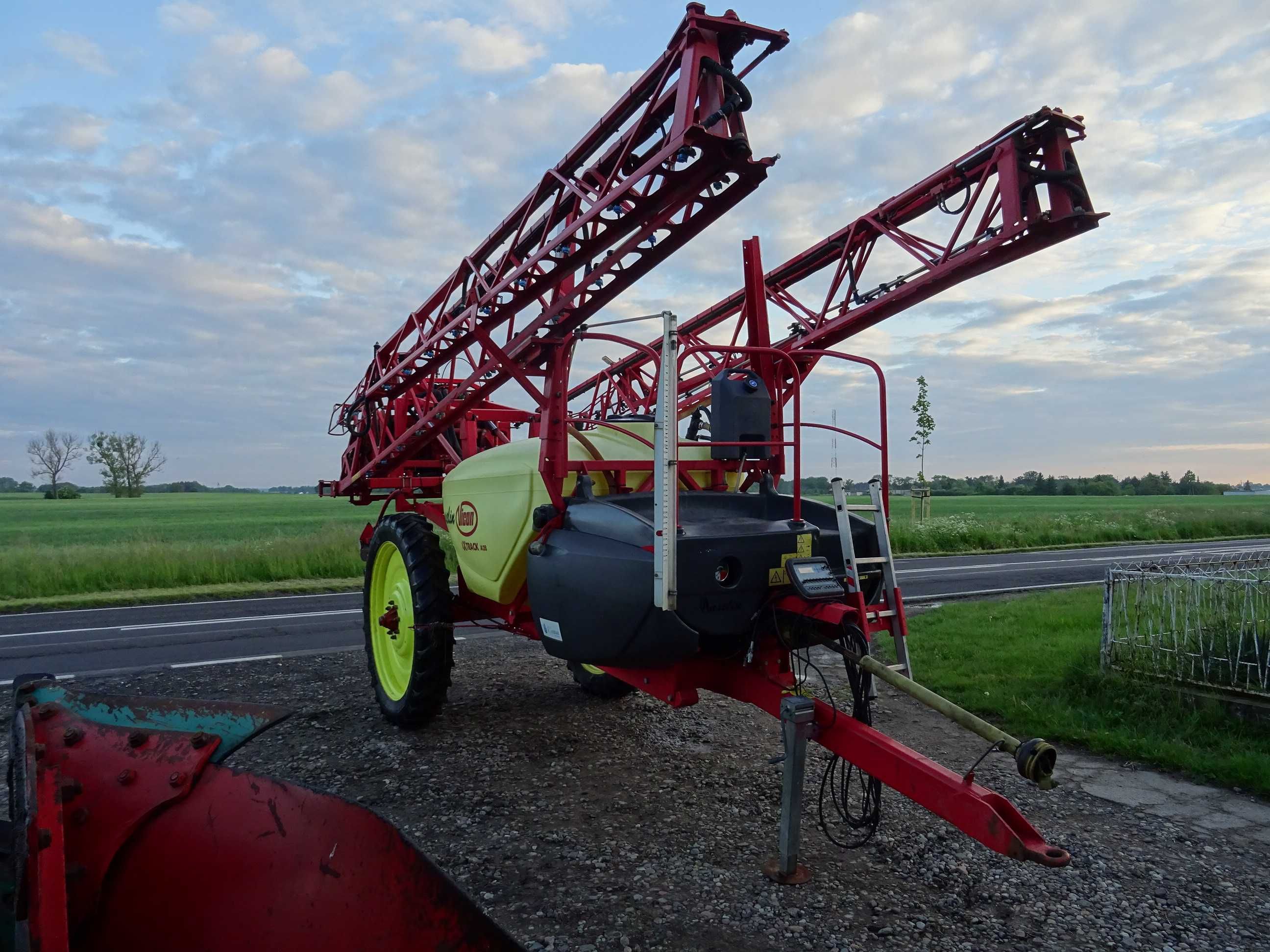 Opryskiwacz Rau Vicon X-Track A28 Kverneland
