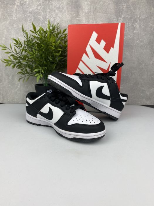 Skórzane sneakersy Nike Dunk Low Panda r 38 – klasyka w czerni i bieli